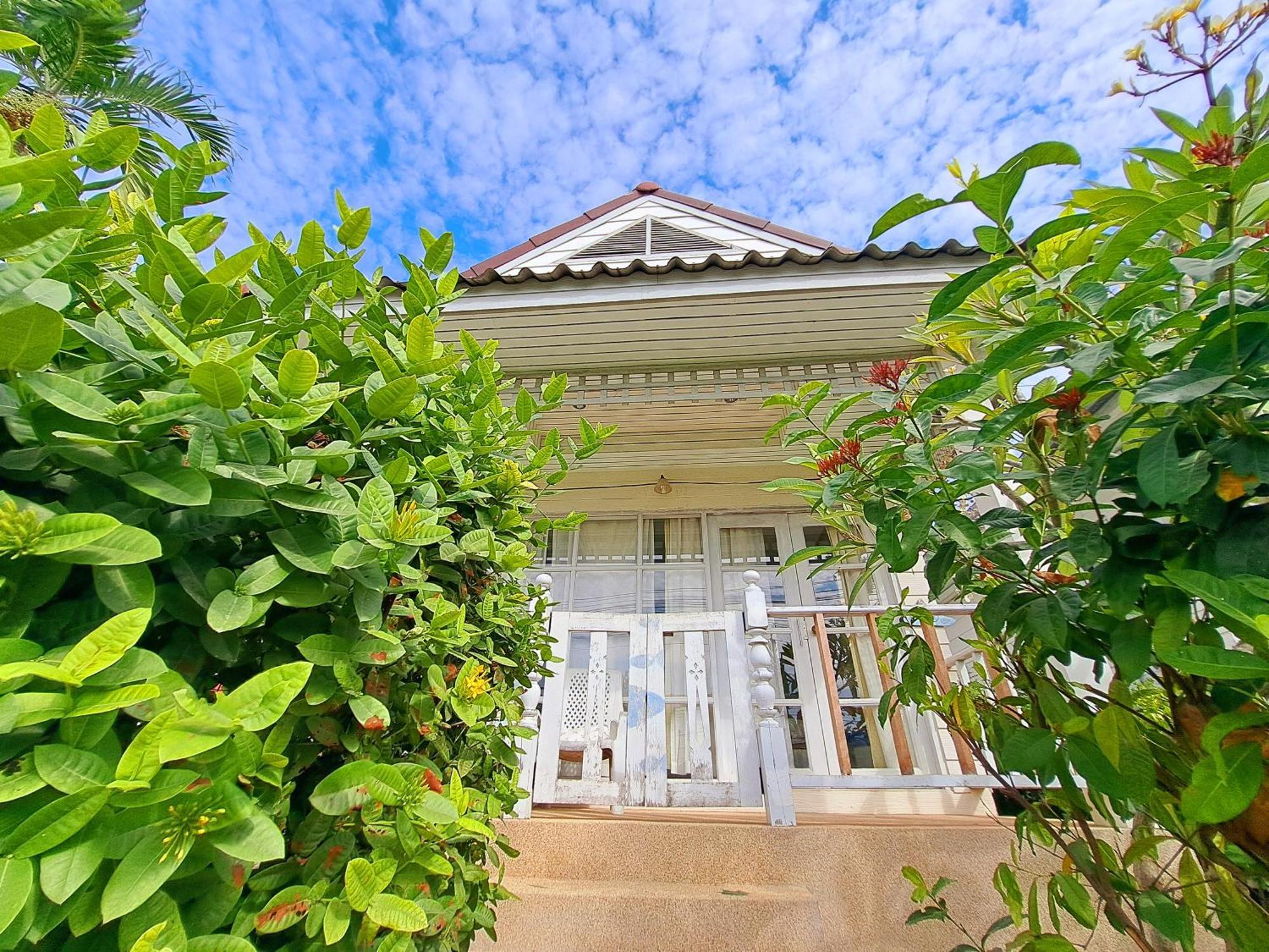 Prathana Garden Beach Resort HHQ Eksteriør bilde
